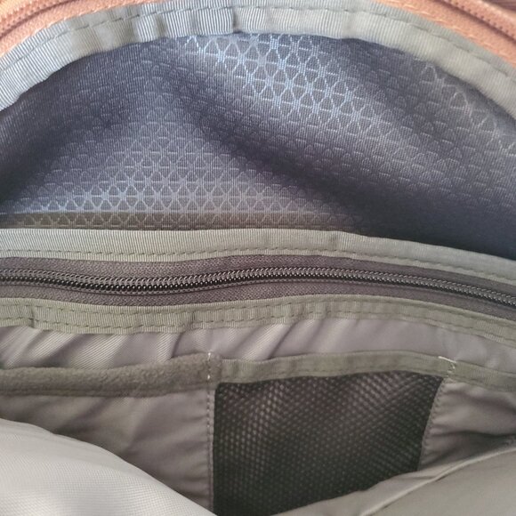 THE NORTH FACE UNISEX BOREALIS BACKPACK STONE BROWN - Picture 5 of 5